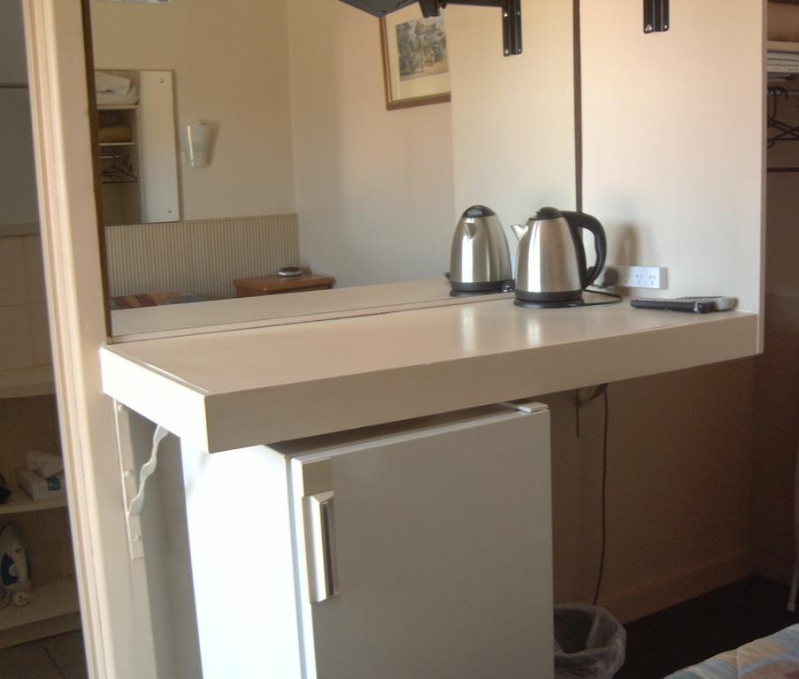 בארינסדייל Travellers Rest Motel מראה חיצוני תמונה